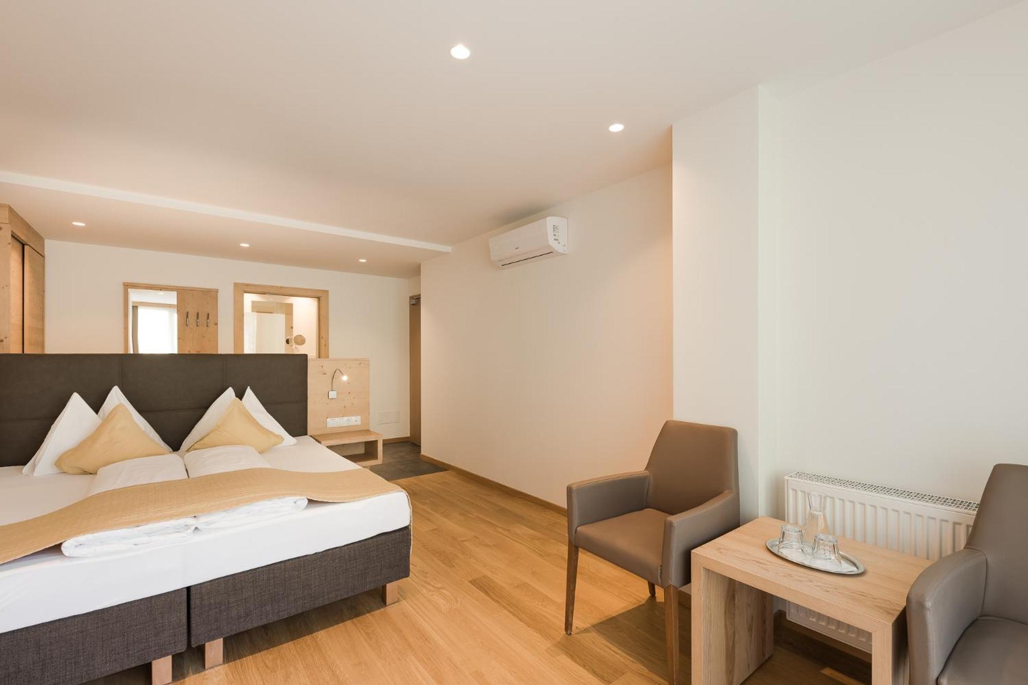Hotel Kiendl Schenna Phòng bức ảnh