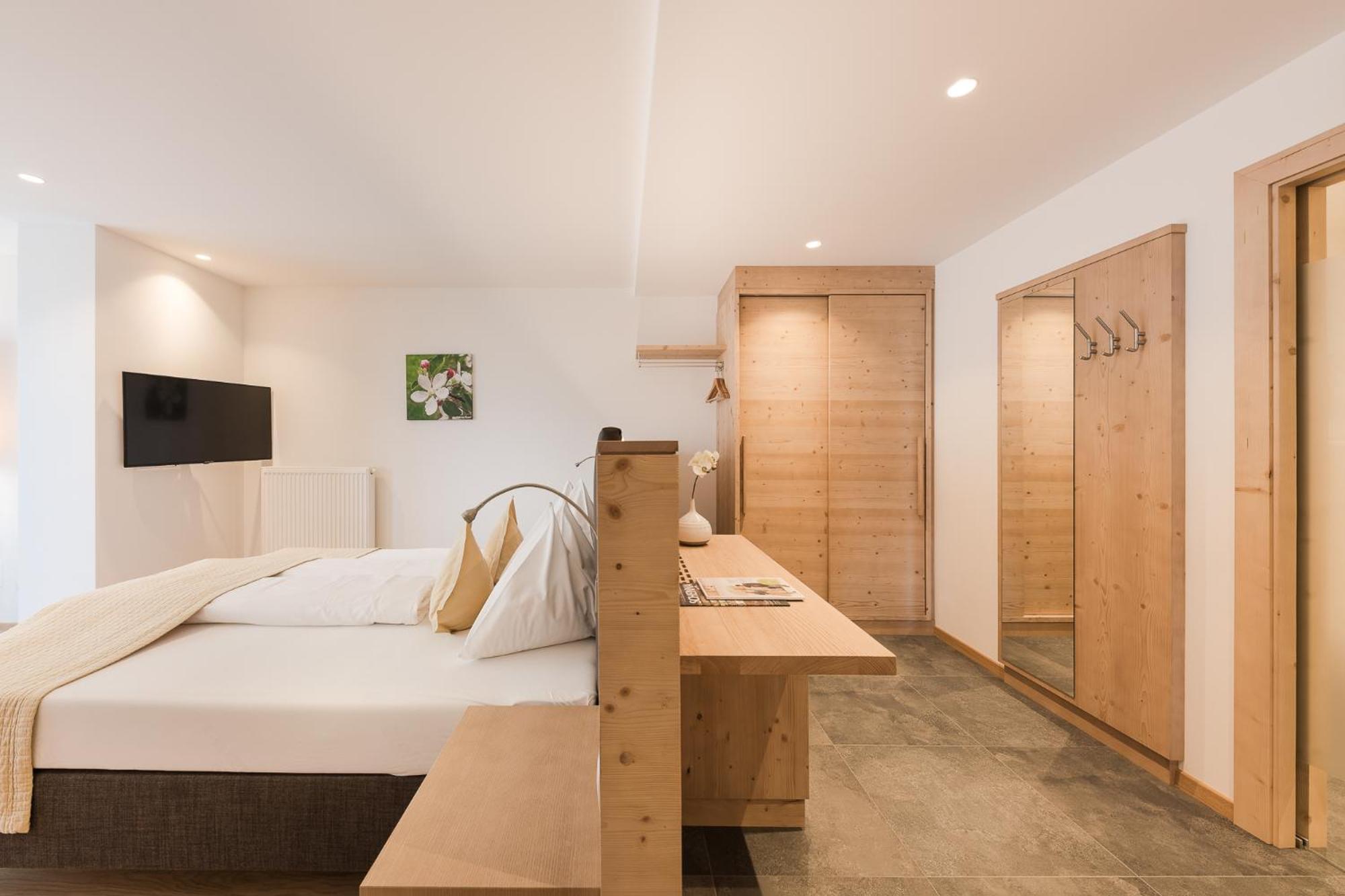 Hotel Kiendl Schenna Phòng bức ảnh