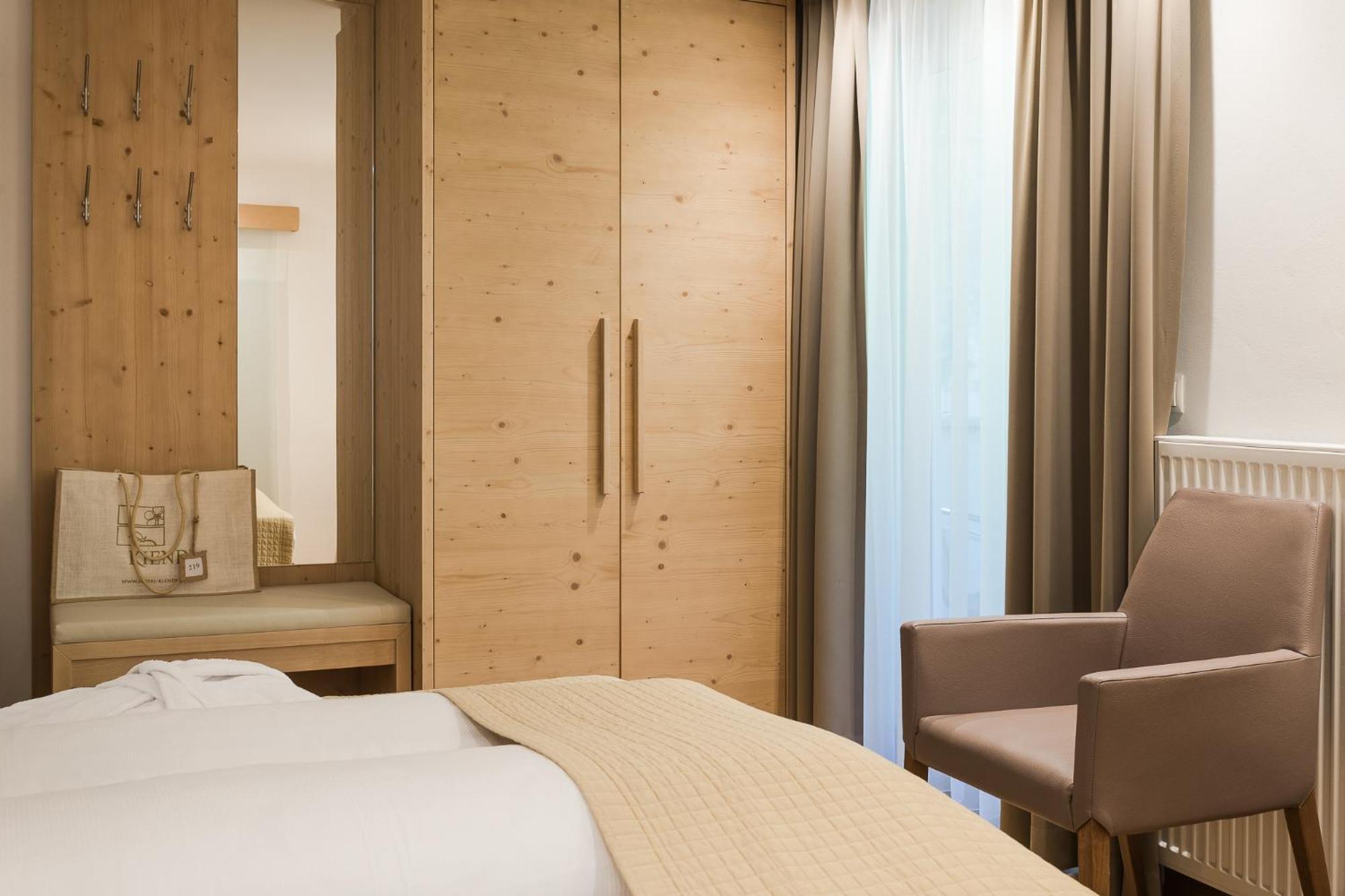 Hotel Kiendl Schenna Phòng bức ảnh