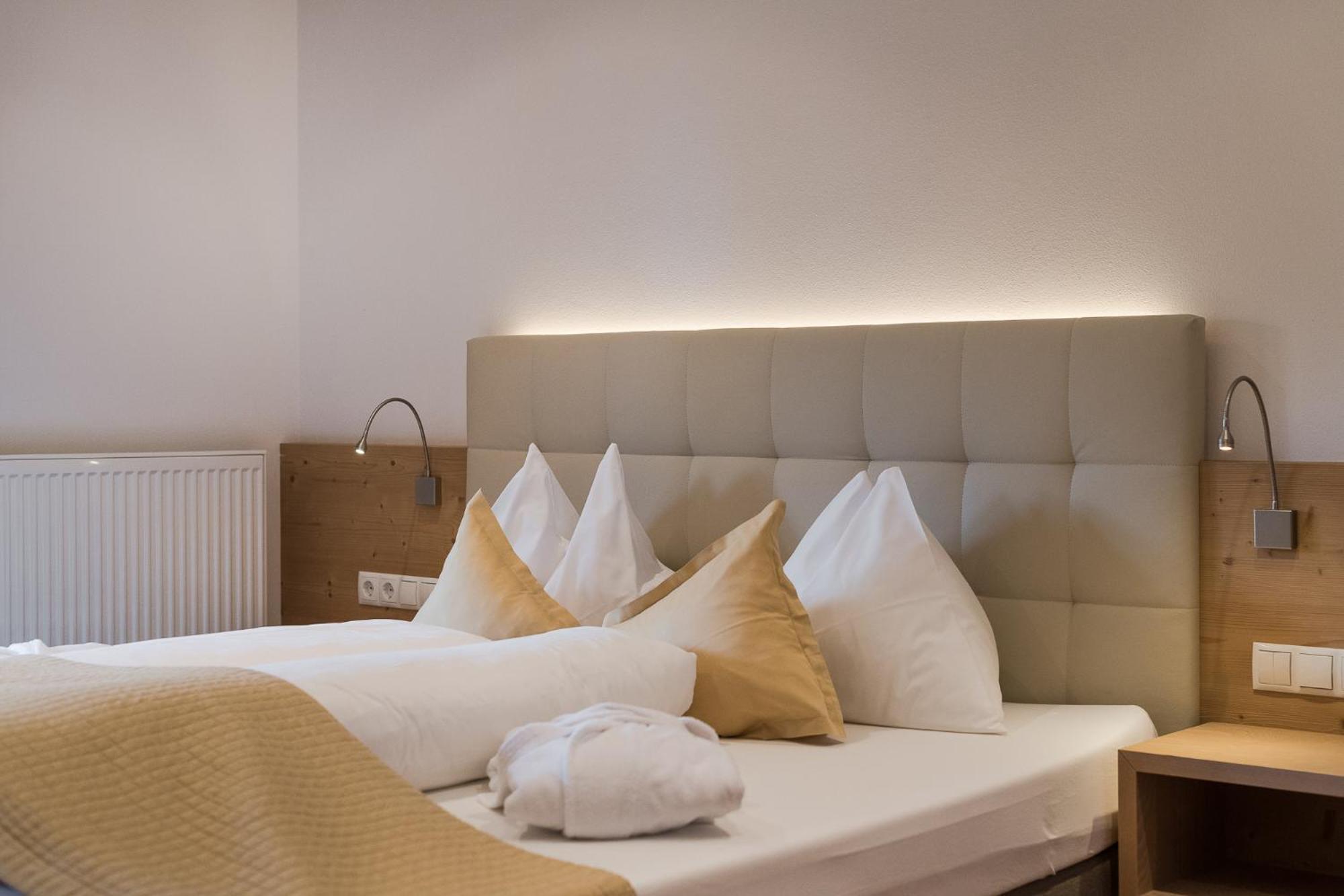 Hotel Kiendl Schenna Phòng bức ảnh