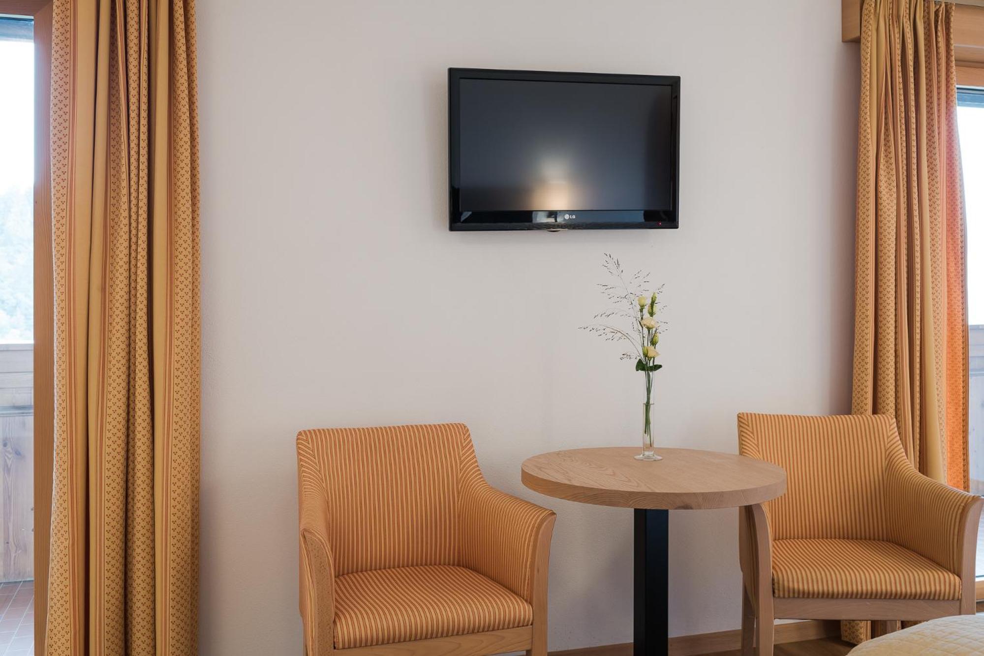 Hotel Kiendl Schenna Phòng bức ảnh