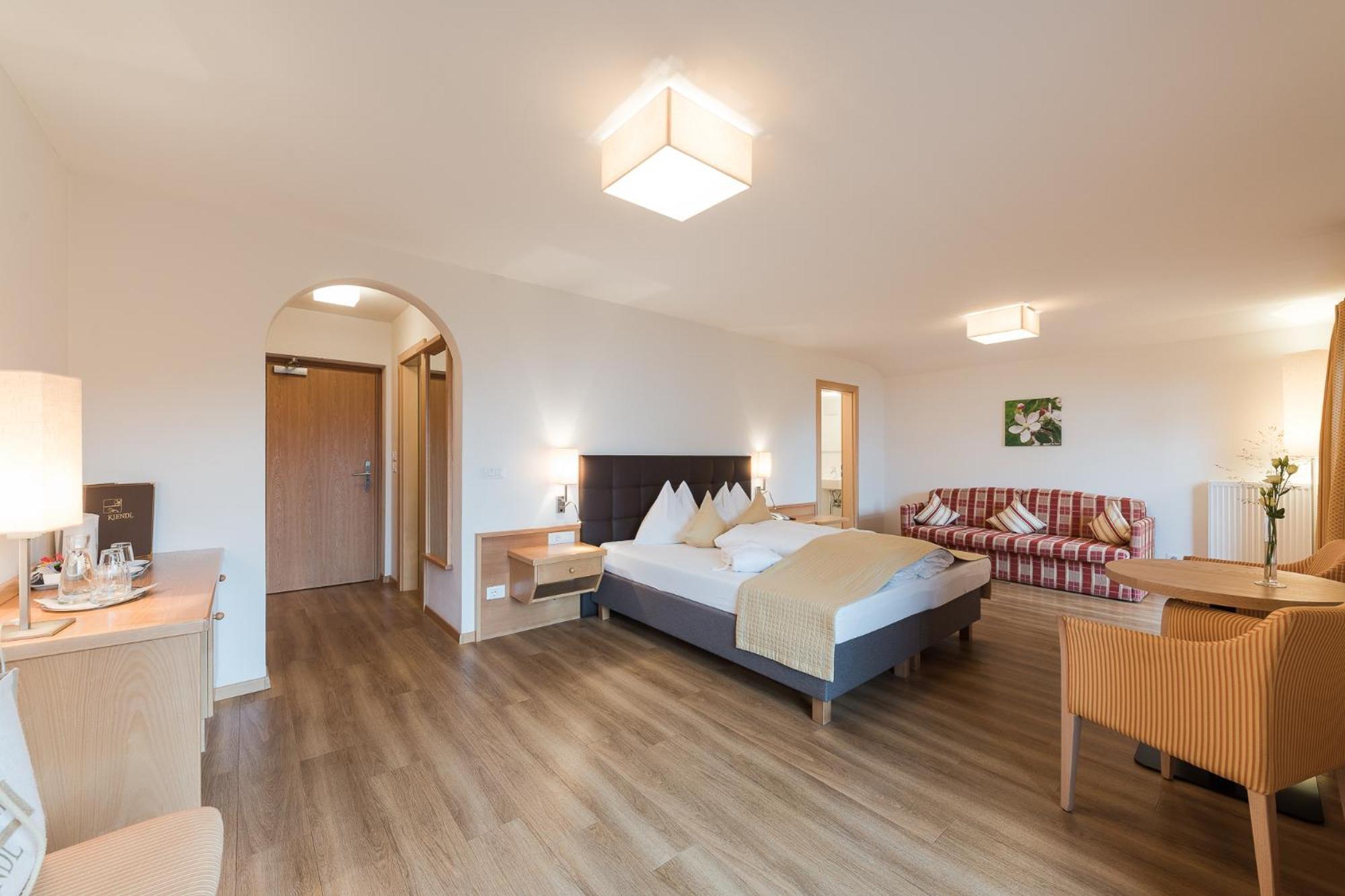 Hotel Kiendl Schenna Phòng bức ảnh