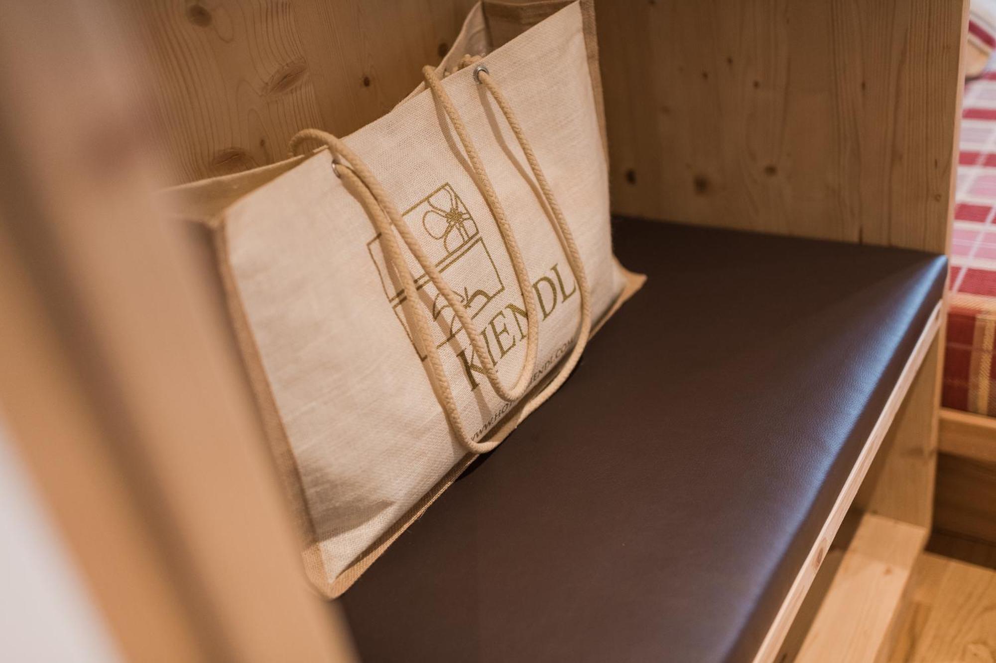 Hotel Kiendl Schenna Phòng bức ảnh