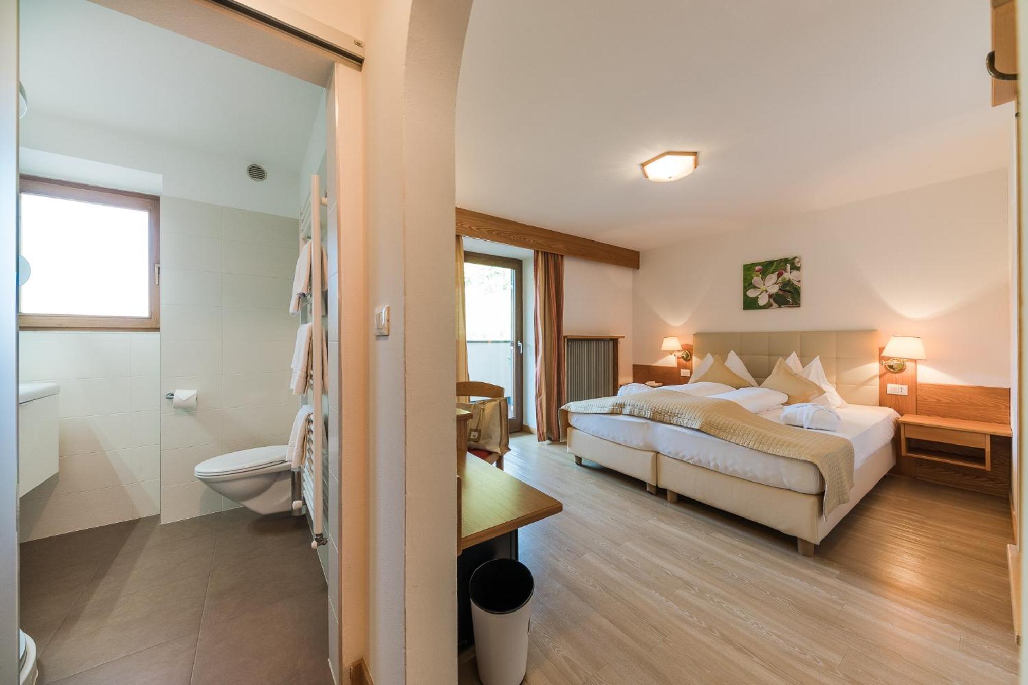 Hotel Kiendl Schenna Phòng bức ảnh