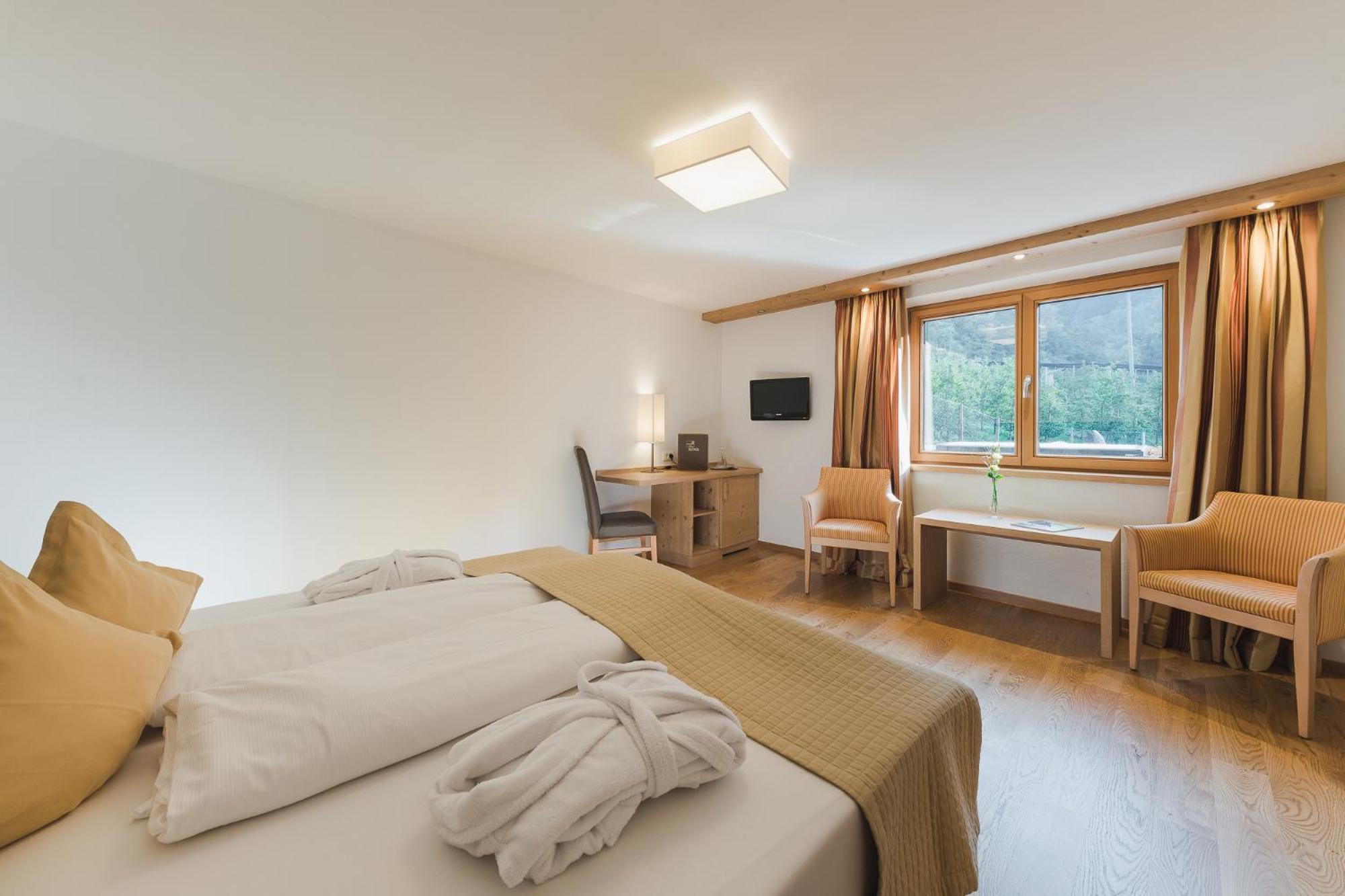 Hotel Kiendl Schenna Phòng bức ảnh