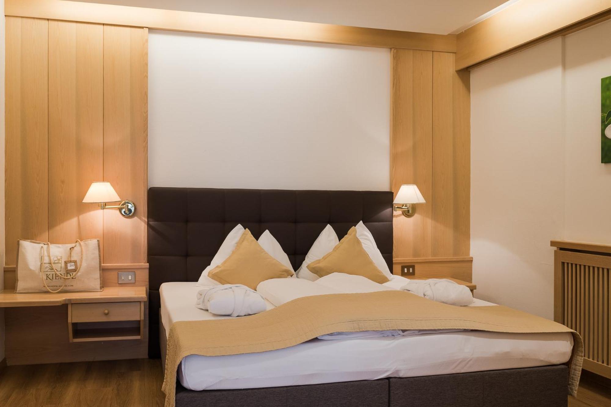 Hotel Kiendl Schenna Phòng bức ảnh