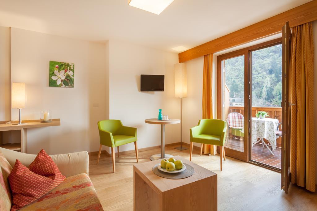 Hotel Kiendl Schenna Ngoại thất bức ảnh