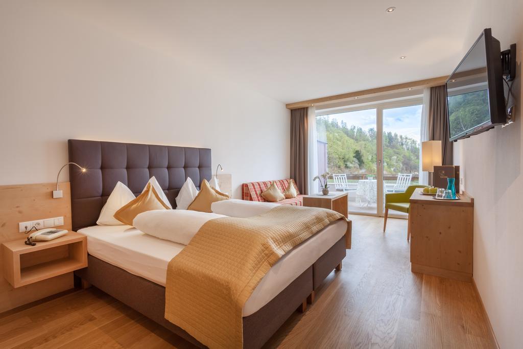 Hotel Kiendl Schenna Ngoại thất bức ảnh